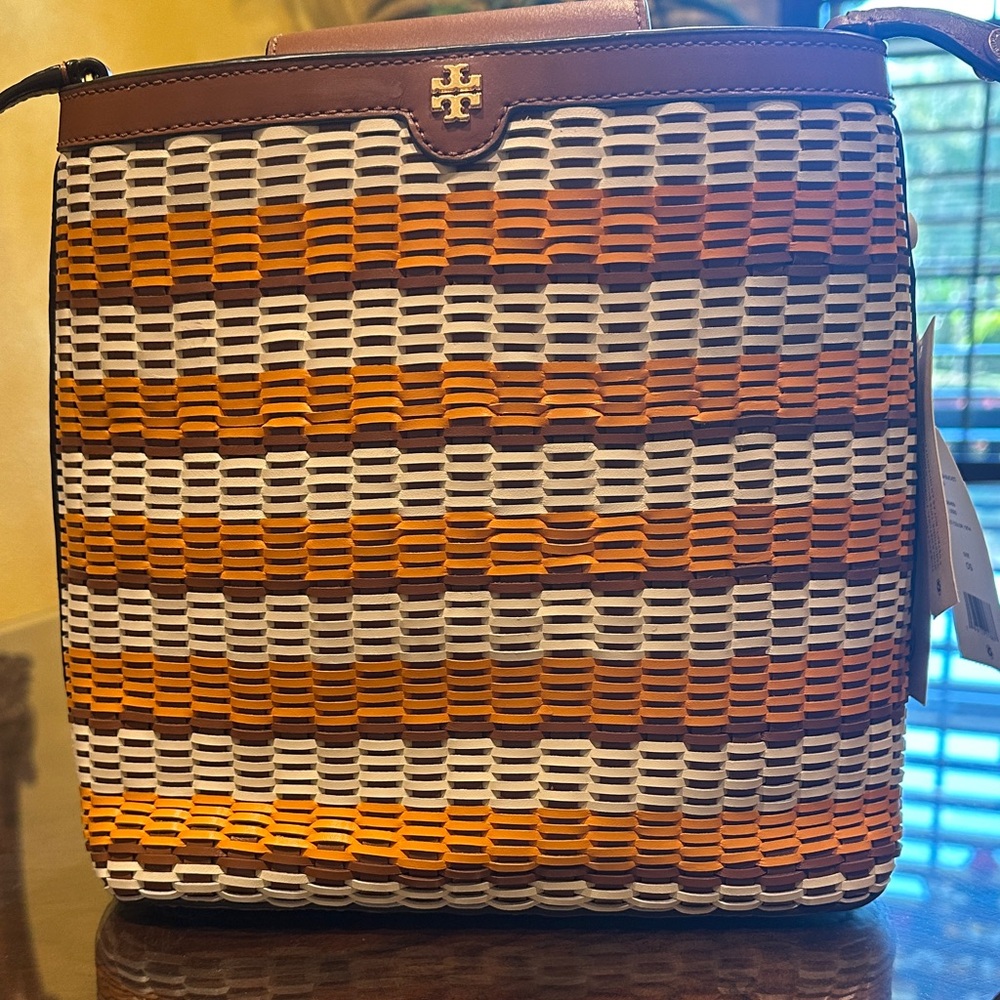 NWT,Tory Burch Emerson Brown  and Orange Woven bucket bag